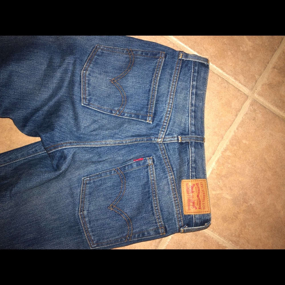 VINTAGE LEVI HIGH RISE JEANS - Picture 3 of 4
